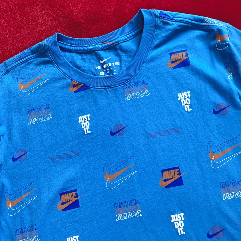 Nike Men’s Tee Size XL